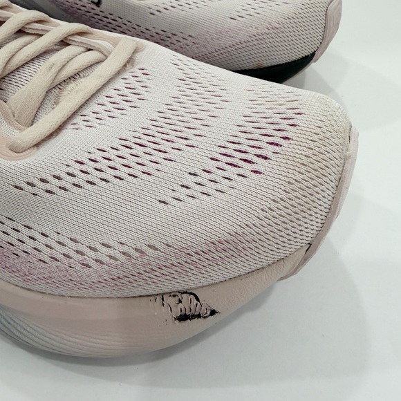 Brooks Adrenaline GTS 25 Women’s Shoes - Picture 3 of 11